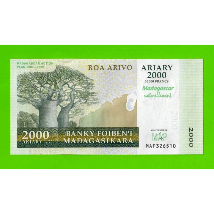 Мадагаскар - 2000 ариари - 2007 - UNC!!!