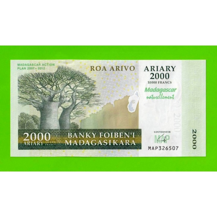 Мадагаскар - 2000 ариари - 2007 - UNC!!!