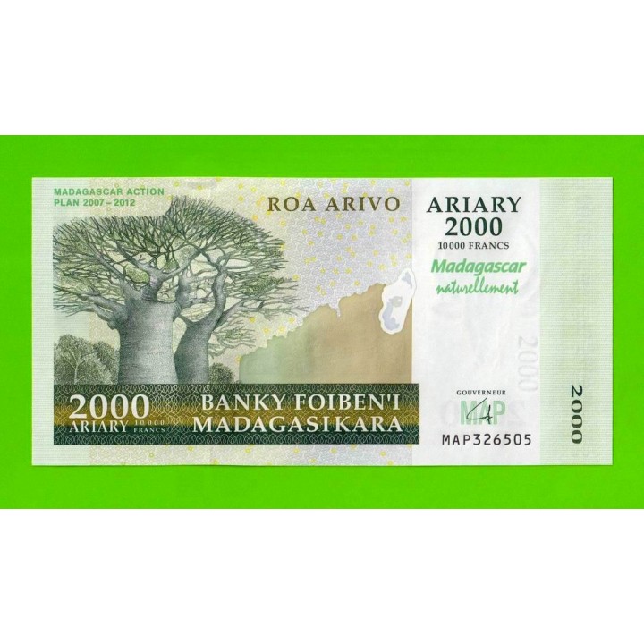 Мадагаскар - 2000 ариари - 2007 - UNC!!!