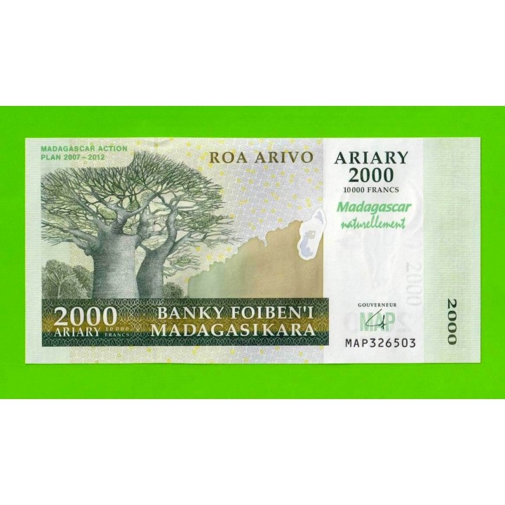 Мадагаскар - 2000 ариари - 2007 - UNC!!!